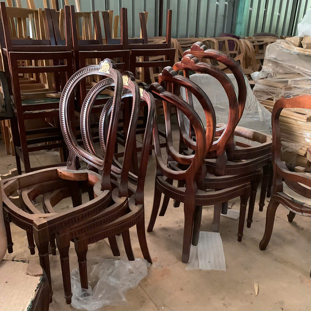 GHẾ ĂN CỔ ĐIỂN LOUIS KING CHAIR 16 BỌC VẢI